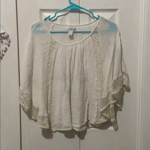 Cute white top